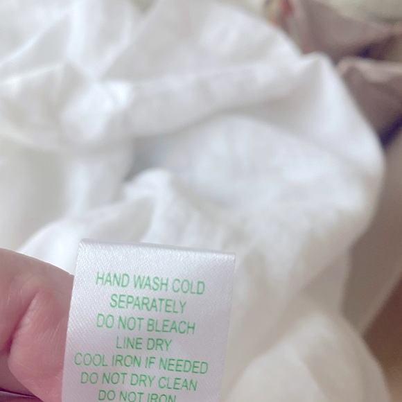 Lilly Pulitzer fabulous embroidered linen tunic - Picture 8 of 9